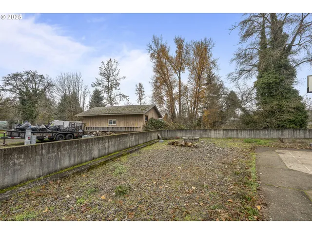 $420,000 | 292 Southeast Academy Street, Dallas, OR 97338