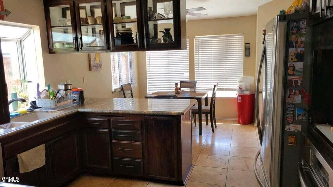 2409 Grapevine Drive Oxnard, CA 93036 - Photo 5 of 12 20210517182512423569000000-o