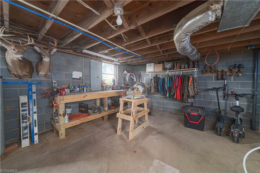 1440 Longtown Road Yadkinville, NC 27055 - Photo 24 of 30