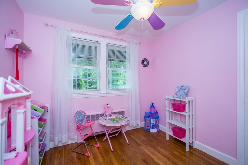 31 Selfridge Road Reading, MA 01867 - Photo 15 of 23 Gallery Image 15