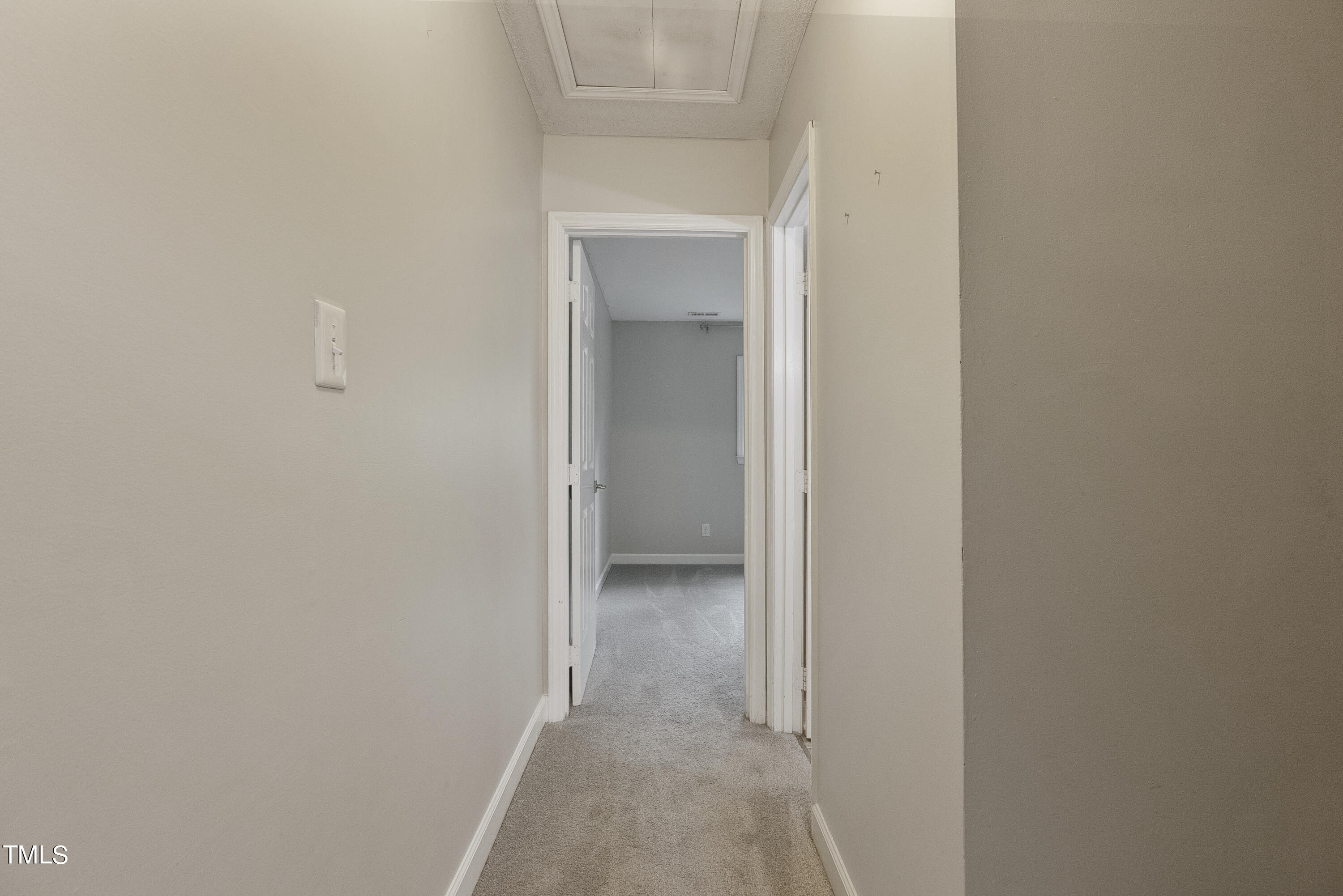 5520 Kaplan Drive, Unit B Raleigh, NC 27606 - Photo 19 of 26 5520kaplan-101