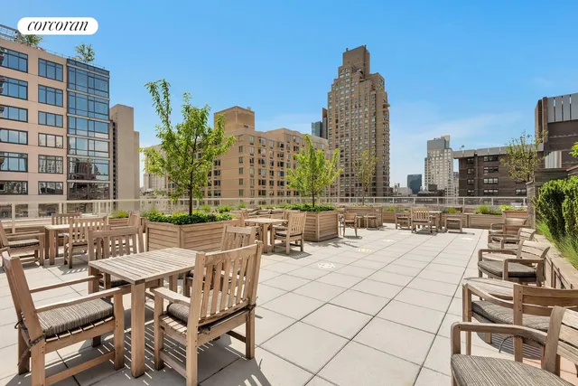 a view of roof with sitting area