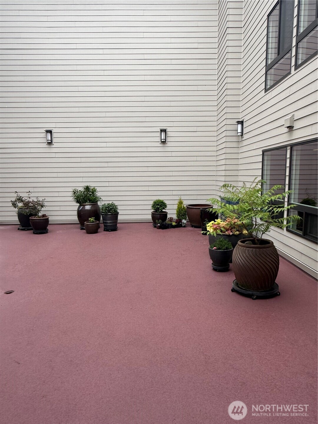 6300 Sand Point Way Northeast, Unit 103 Seattle, WA 98115 - Photo 24 of 26