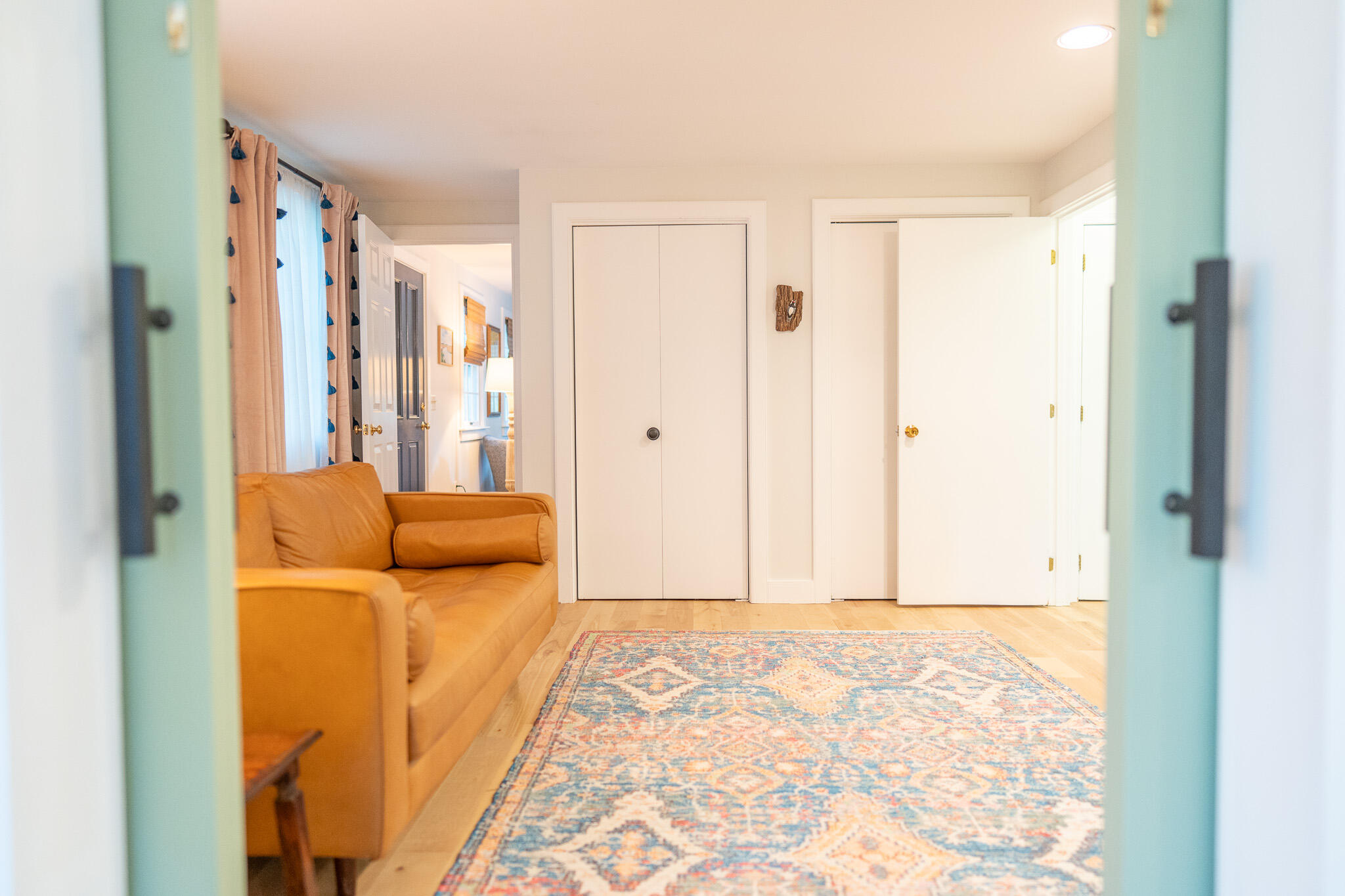 230 Massasoit Trail Eastham, MA 02642 - Photo 27 of 64 a bedroom with a bed and a couch