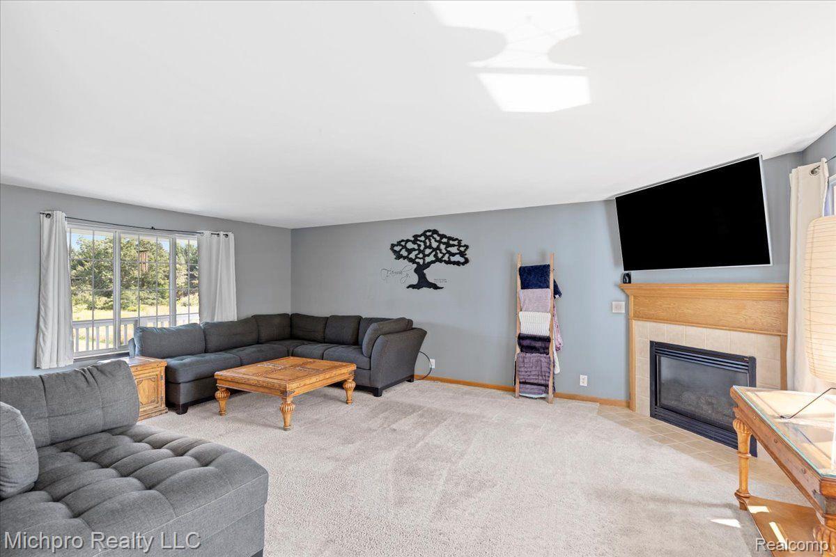 672 South Hurd Road Oxford, MI 48371 - Photo 19 of 51 Gallery Image 19