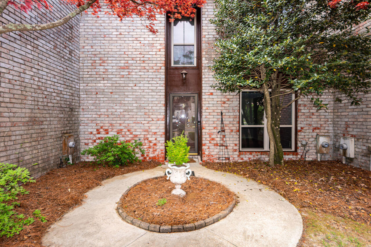 3 Brighton Circle Charleston, SC 29414 - Photo 2 of 42 Front