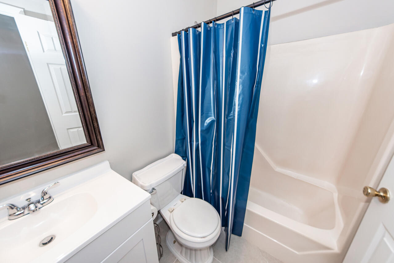 3 Brighton Circle Charleston, SC 29414 - Photo 34 of 42 Hall Bathroom 2
