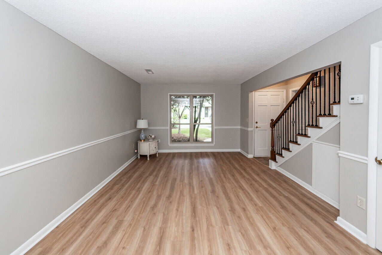 3 Brighton Circle Charleston, SC 29414 - Photo 6 of 42 Living Room 4