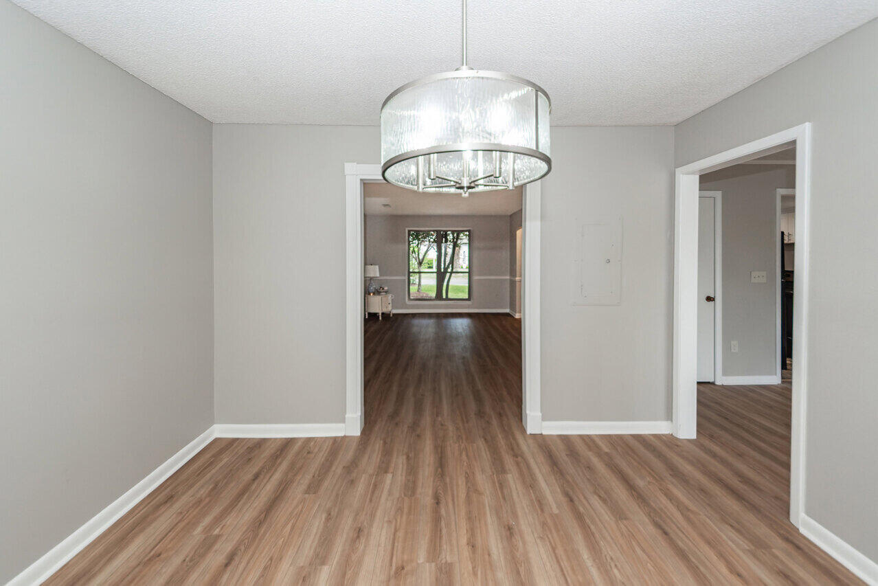 3 Brighton Circle Charleston, SC 29414 - Photo 7 of 42 Dining Room 1