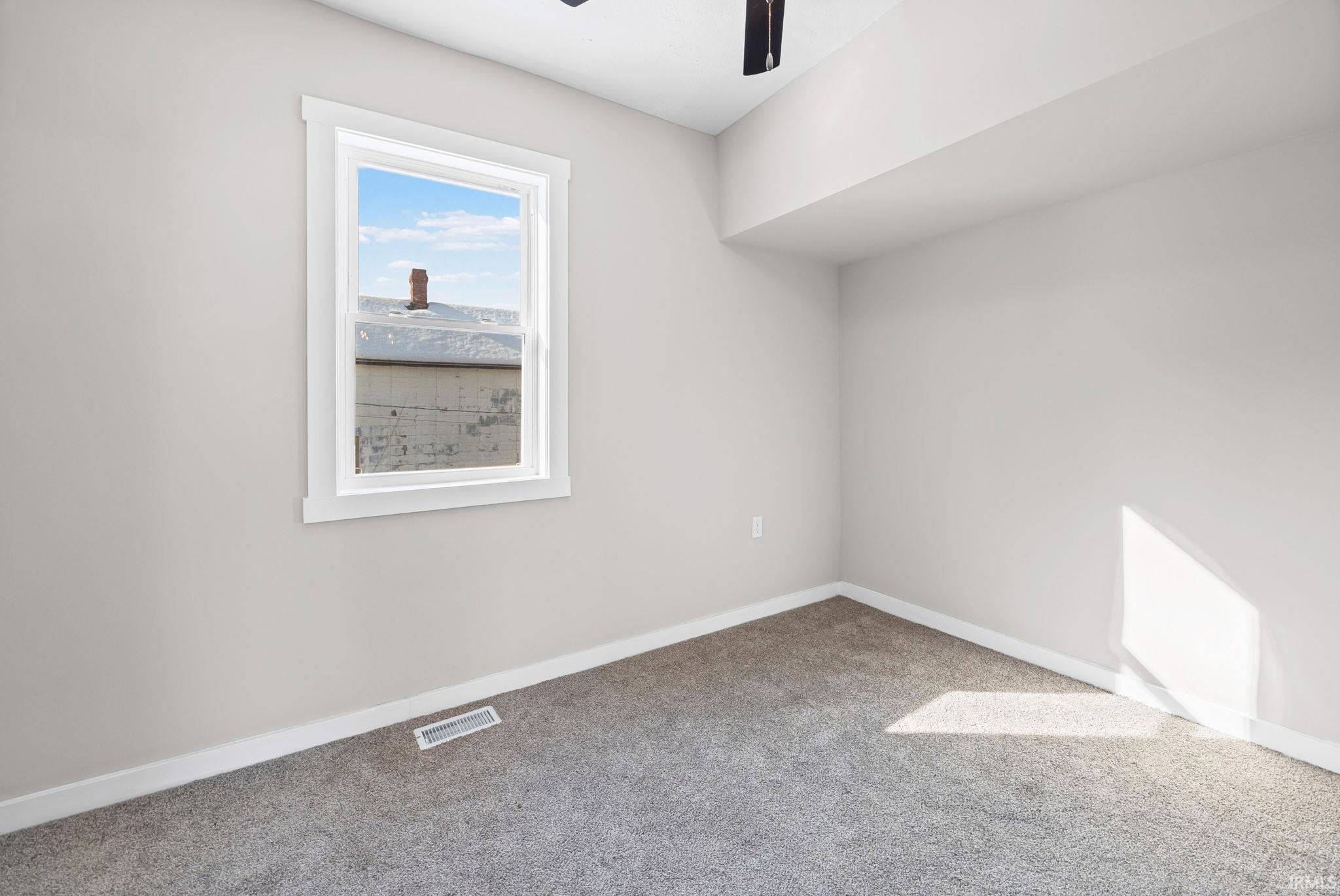 1301 Washington Street Lafayette, IN 47905 - Photo 10 of 31