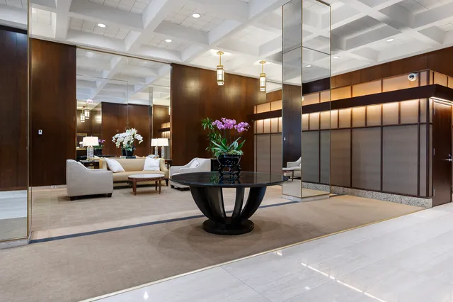 $695,000 | 1325 North State Parkway, Unit 16B, Chicago, IL 60610