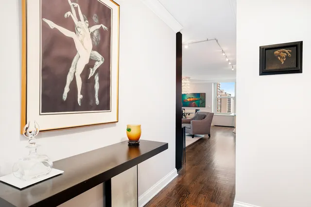 $695,000 | 1325 North State Parkway, Unit 16B, Chicago, IL 60610