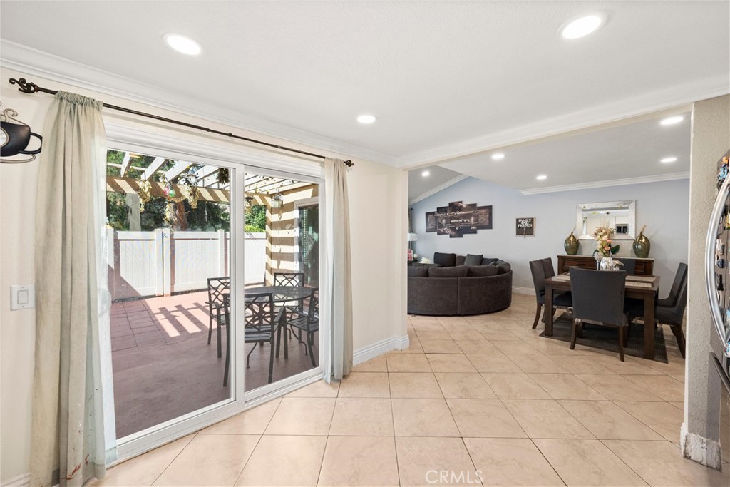 1183 Mountain Gate Road Upland, CA 91786 - Photo 5 of 38 Gallery Image 5