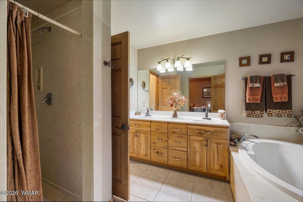 2952 Country View Lane Overgaard, AZ 85933 - Photo 26 of 77 39-IMG_6743