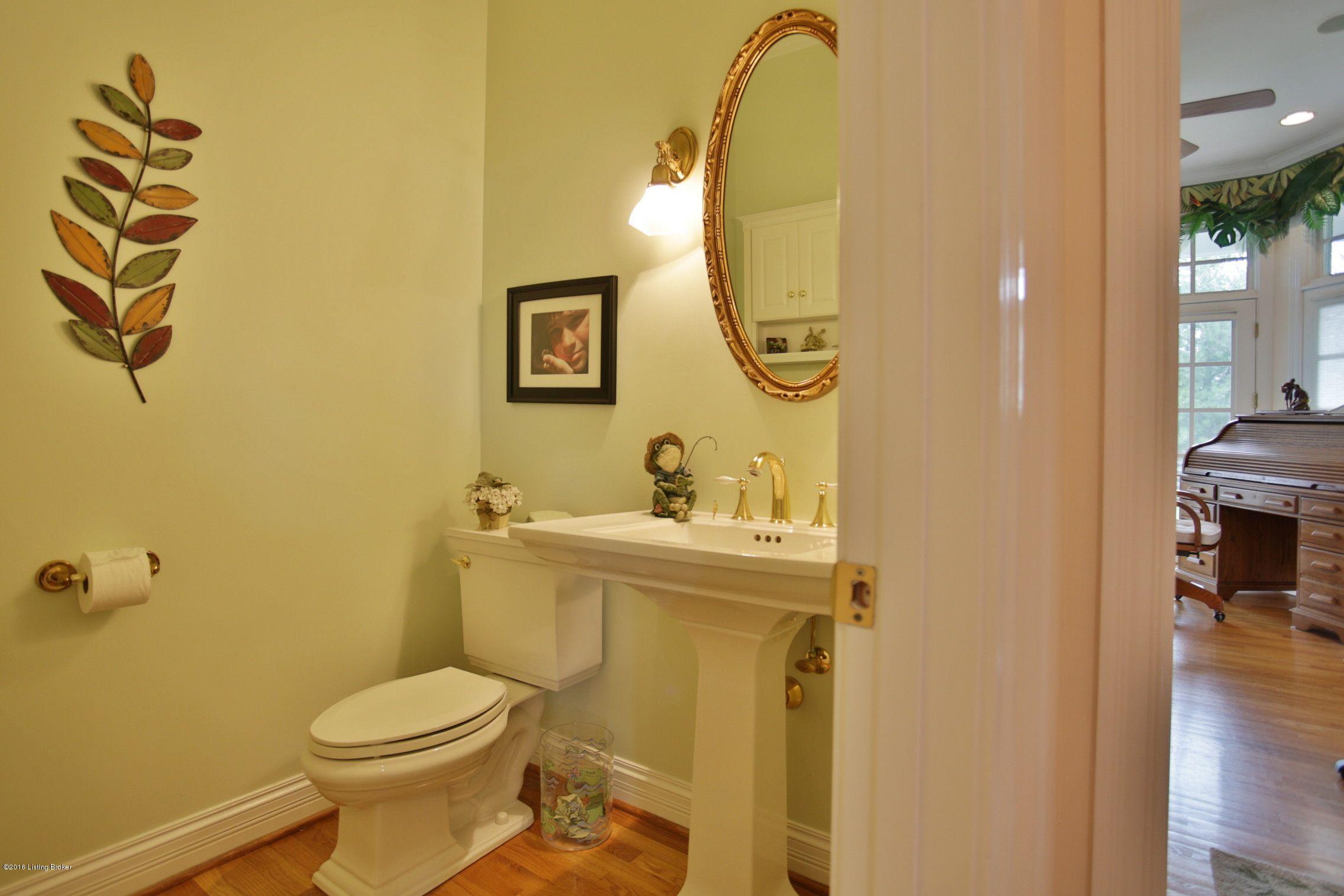 2613 Todds Point Road Simpsonville, KY 40067 - Photo 29 of 57 Bath