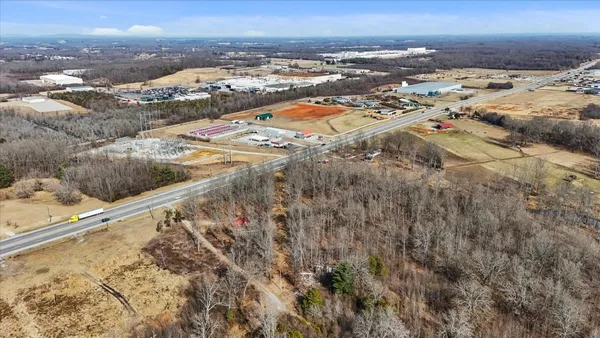 $305,000 | 8557 Manchester Highway, Morrison, TN 37357