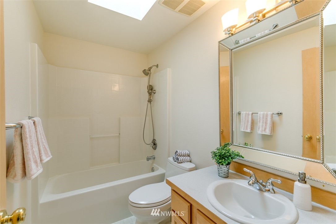 5604 Northeast 3rd Lane Renton, WA 98059 - Photo 22 of 25