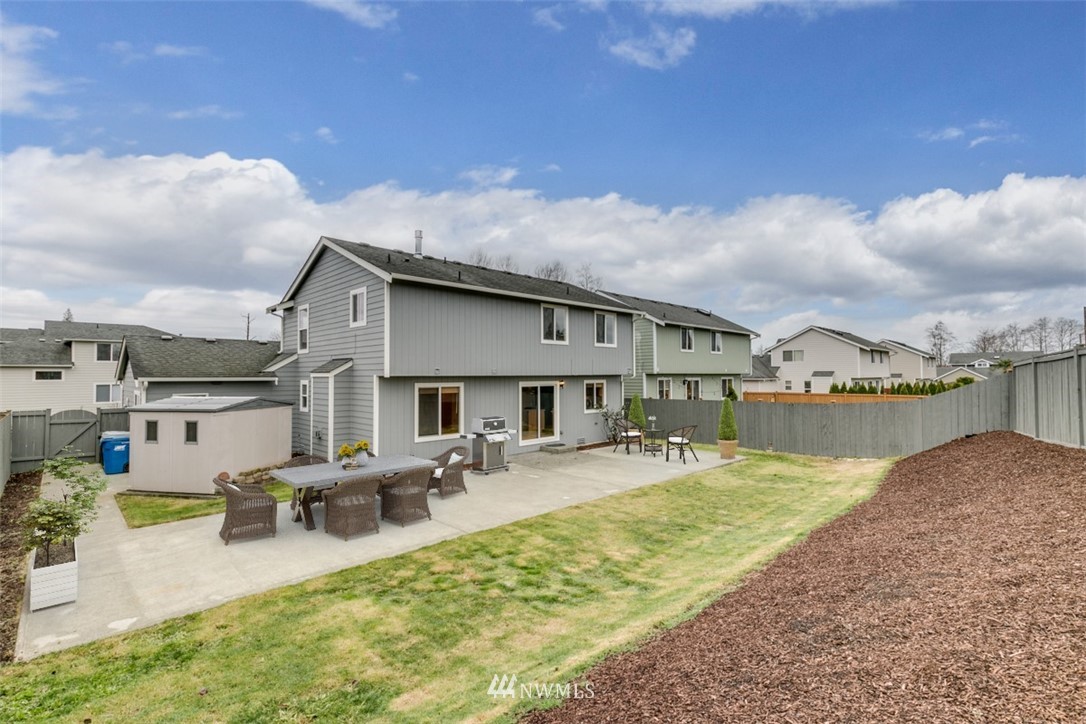 5604 Northeast 3rd Lane Renton, WA 98059 - Photo 23 of 25