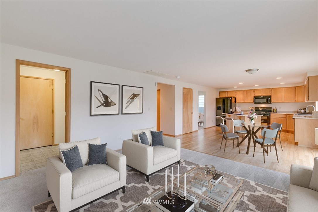 5604 Northeast 3rd Lane Renton, WA 98059 - Photo 7 of 25