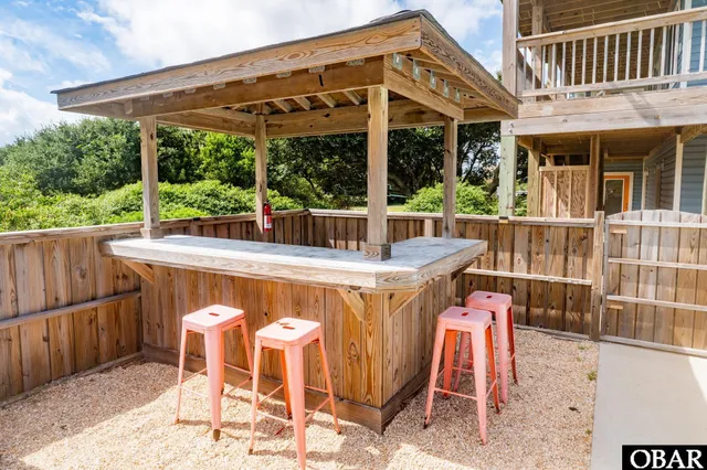 $1,425,000 | 2206 Sandfiddler Road, Corolla, NC 27927