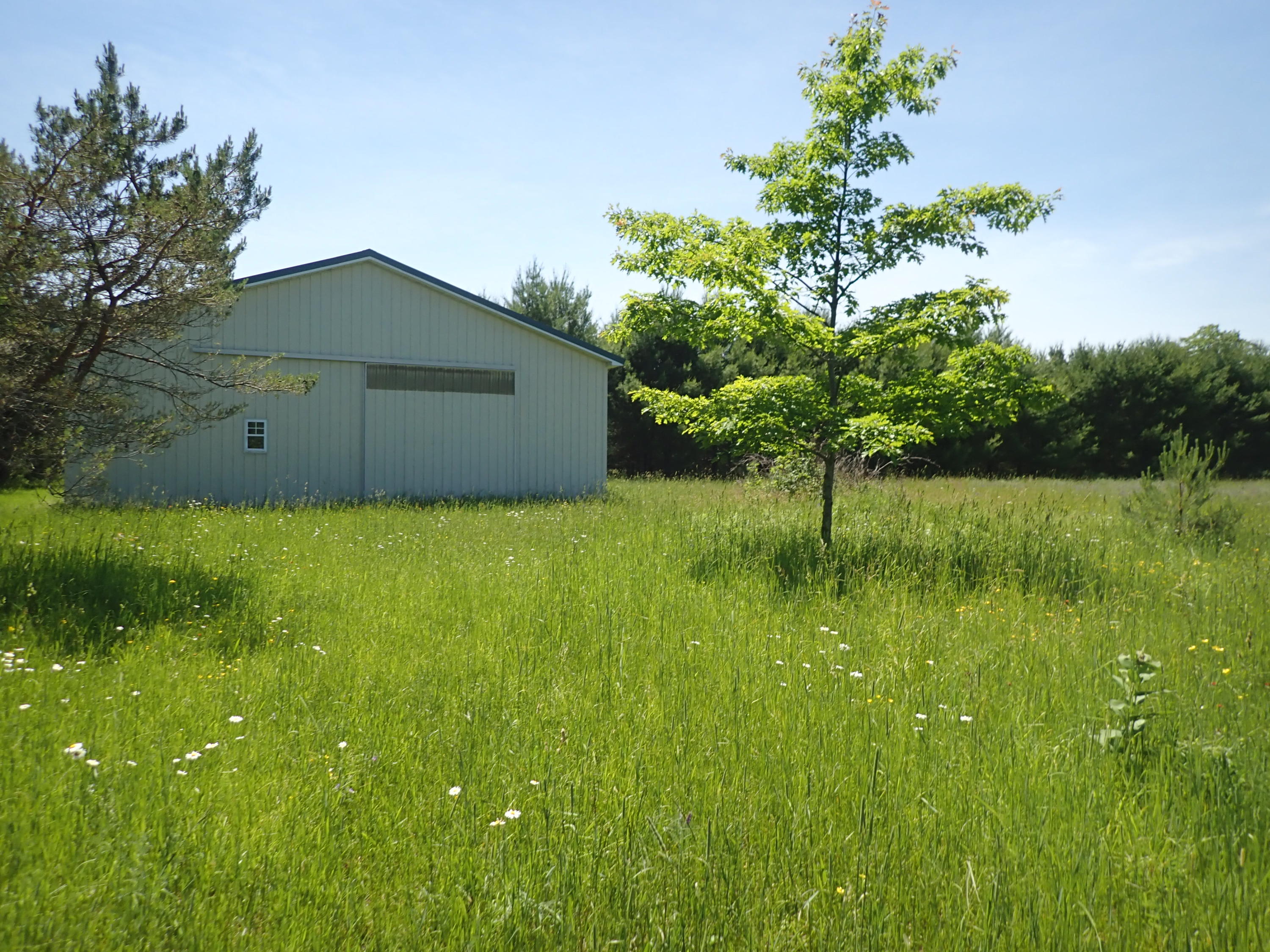 1640 Derby Road Indian River, MI 49749 - Photo 25 of 29 Gallery Image 25