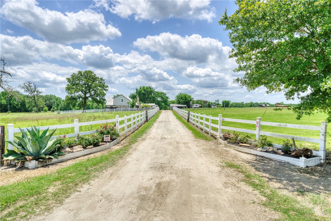 1681 Union Road Madisonville, TX 77864 - Photo 2 of 50 a view of a pathway with a yard