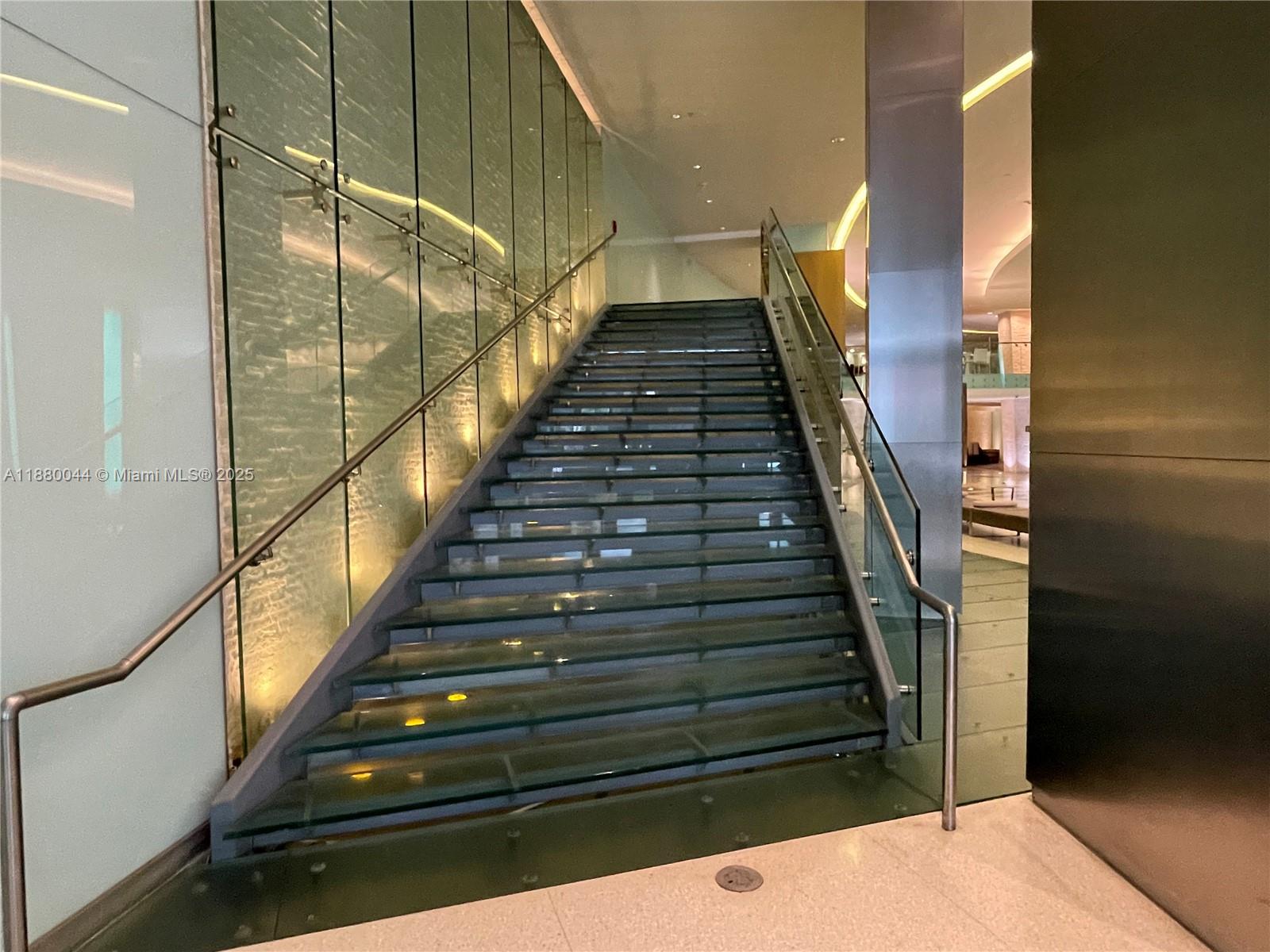 92 Southwest 3rd Street, Unit 1602 Miami, FL 33130 - Photo 35 of 48 a view of entryway