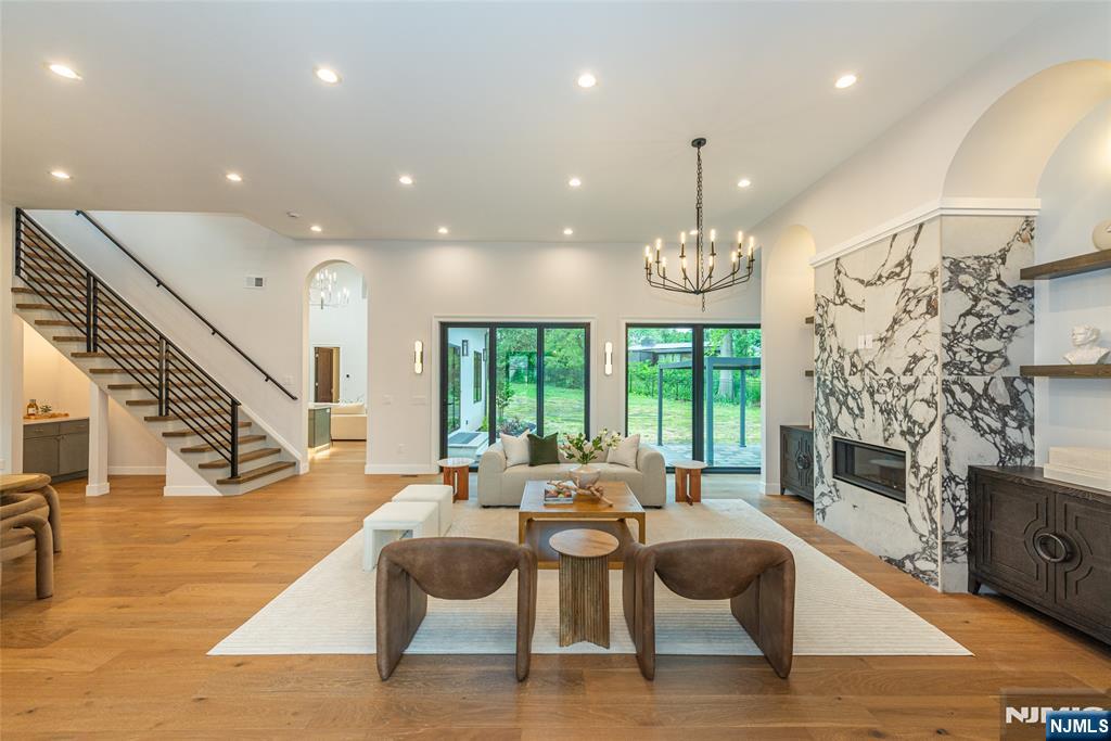 98 Haddenfield Road Clifton, NJ 07013 - Photo 6 of 50