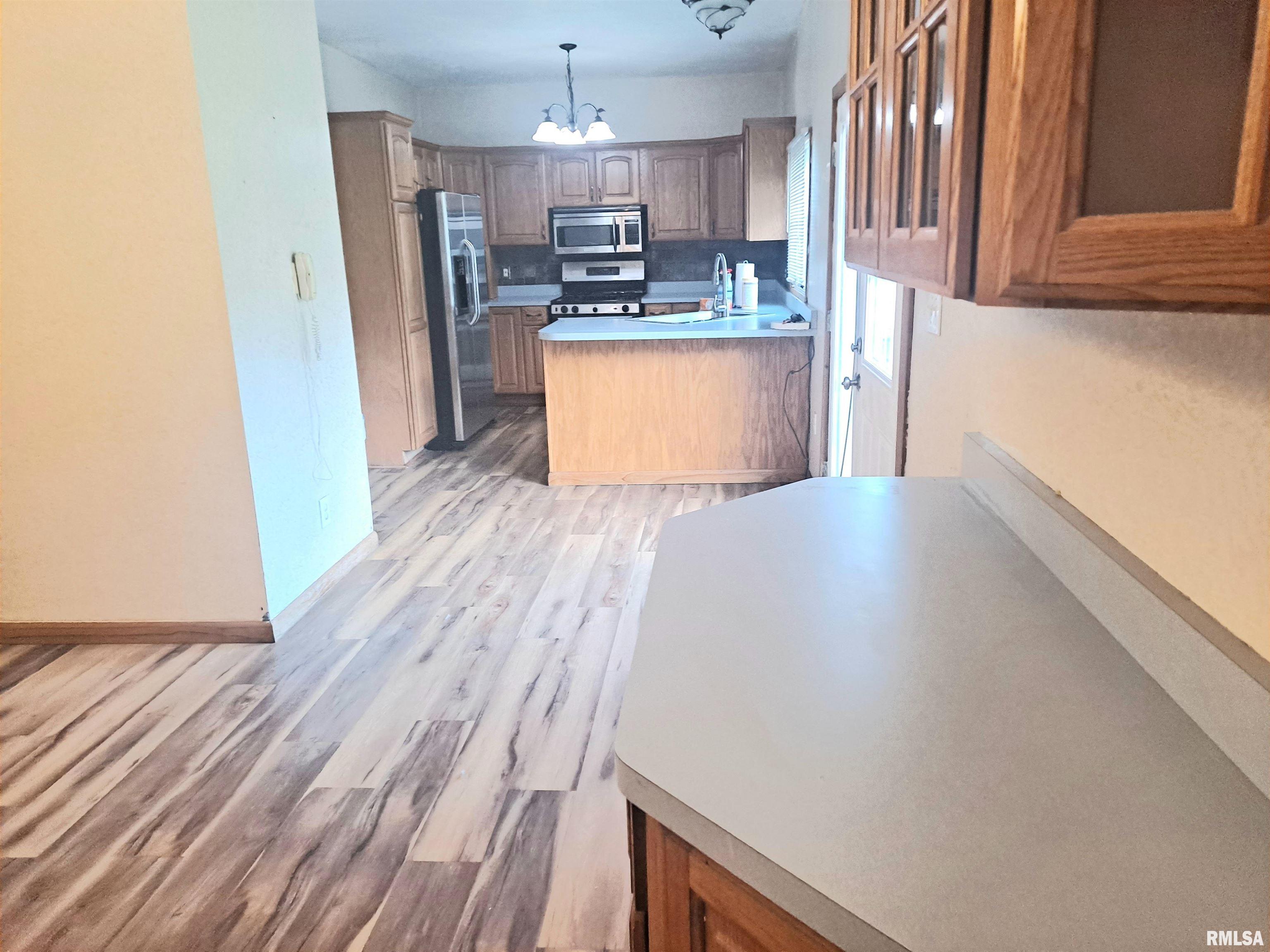 1036 South Spring Street Springfield, IL 62704 - Photo 6 of 18
