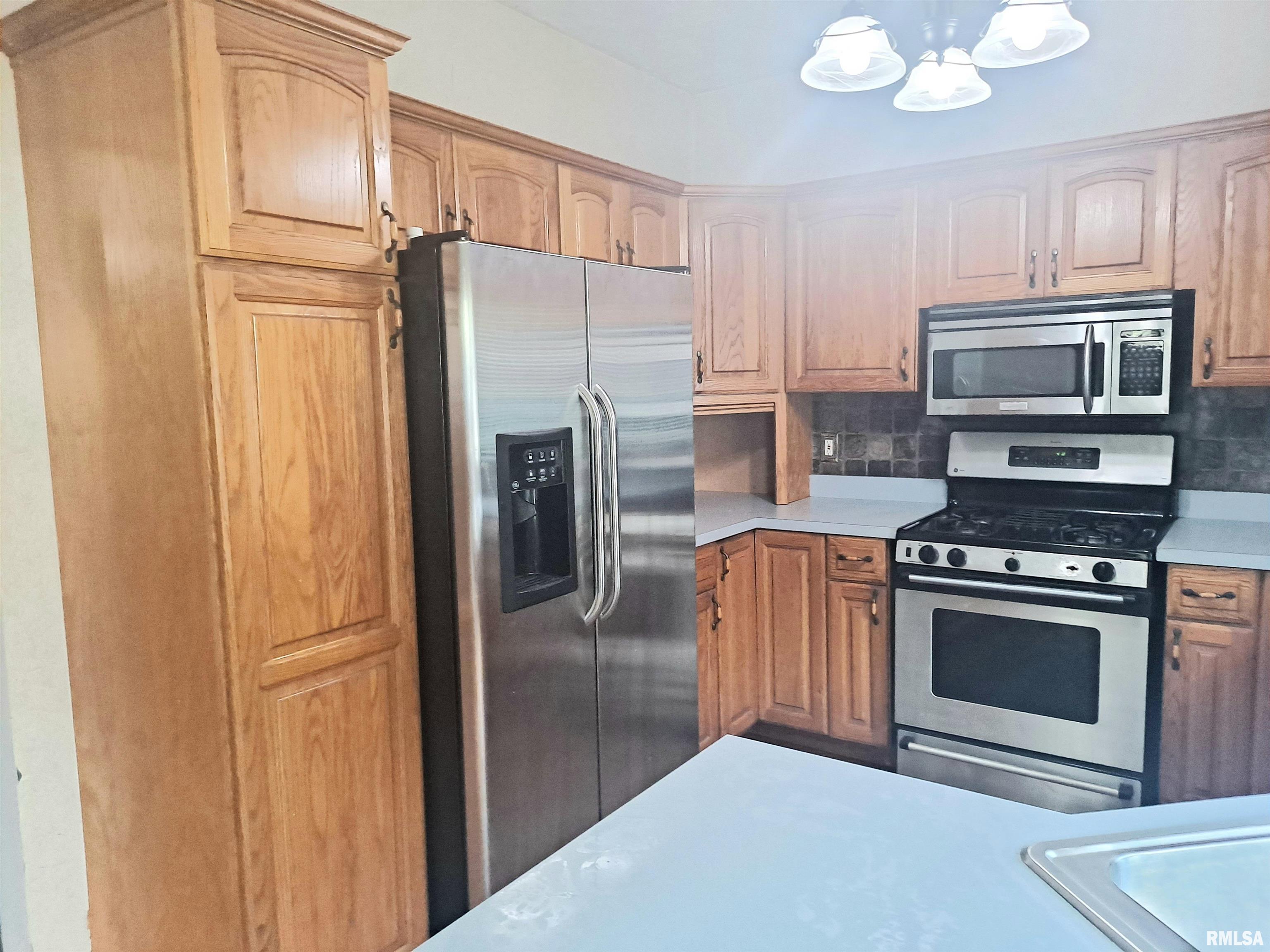 1036 South Spring Street Springfield, IL 62704 - Photo 8 of 18