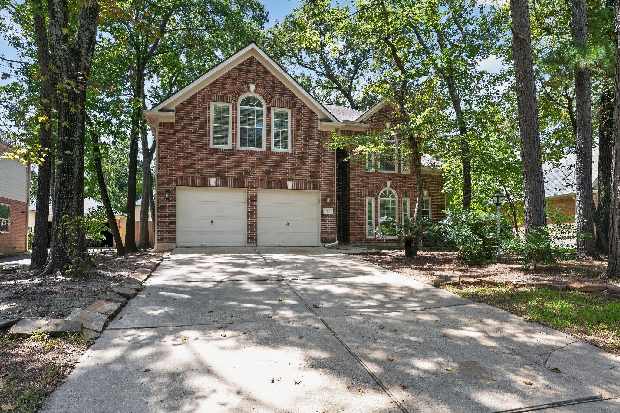 22 East Sterling Pond Circle Spring, TX 77382 - Photo 1 of 34 Gallery Image 1