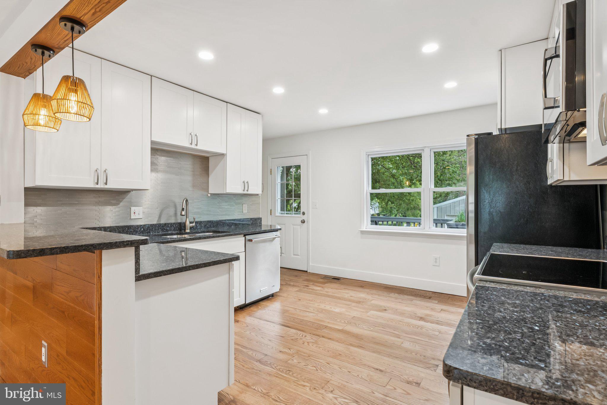 1227 Hampton Road Annapolis, MD 21409 - Photo 10 of 27 Gallery Image 10