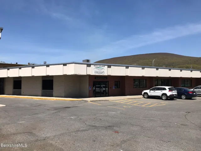 $10 | 21 Holden Street, North Adams, MA 01247