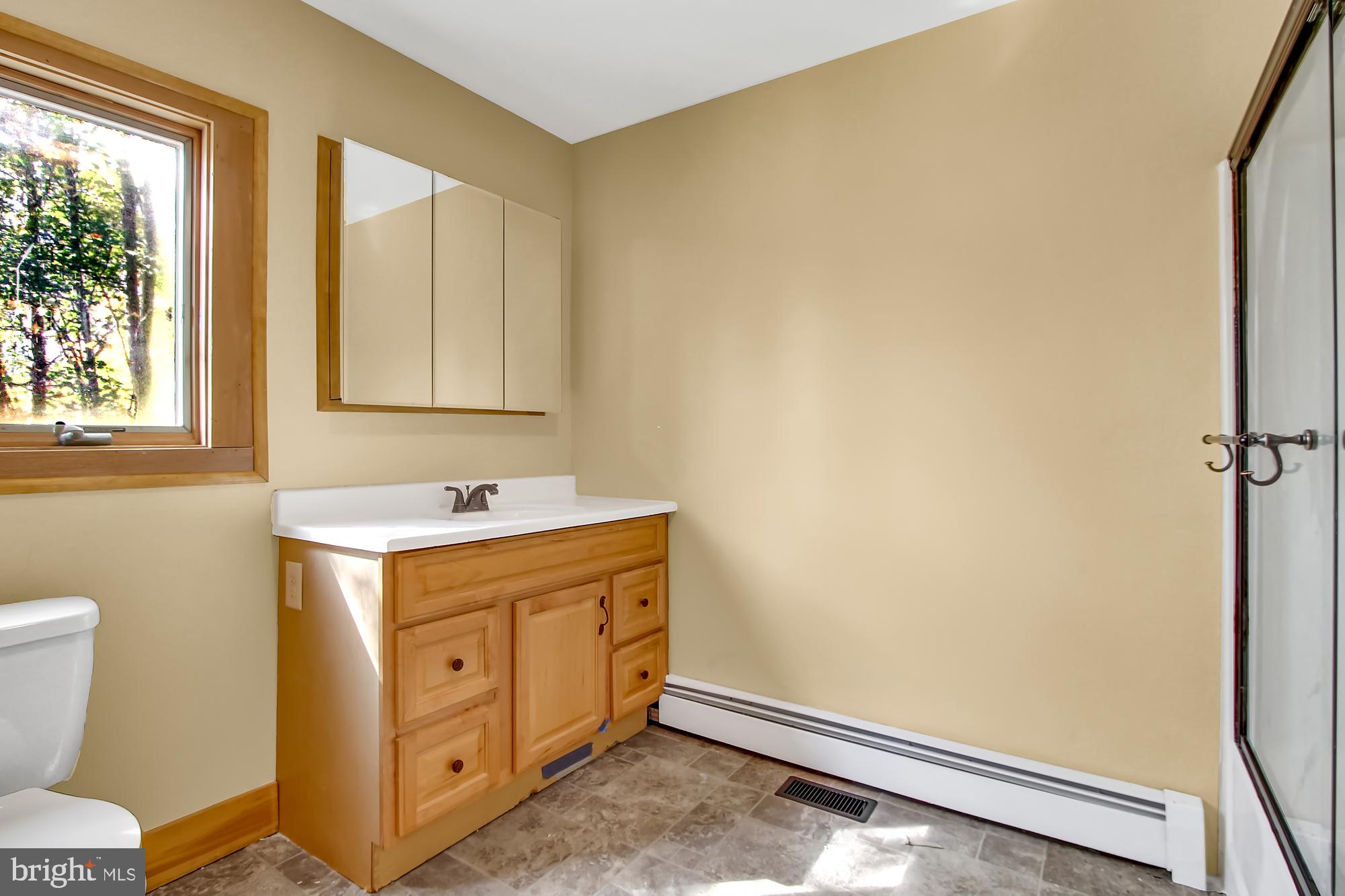 1004 Cooper Road Delta, PA 17314 - Photo 15 of 36 Gallery Image 15