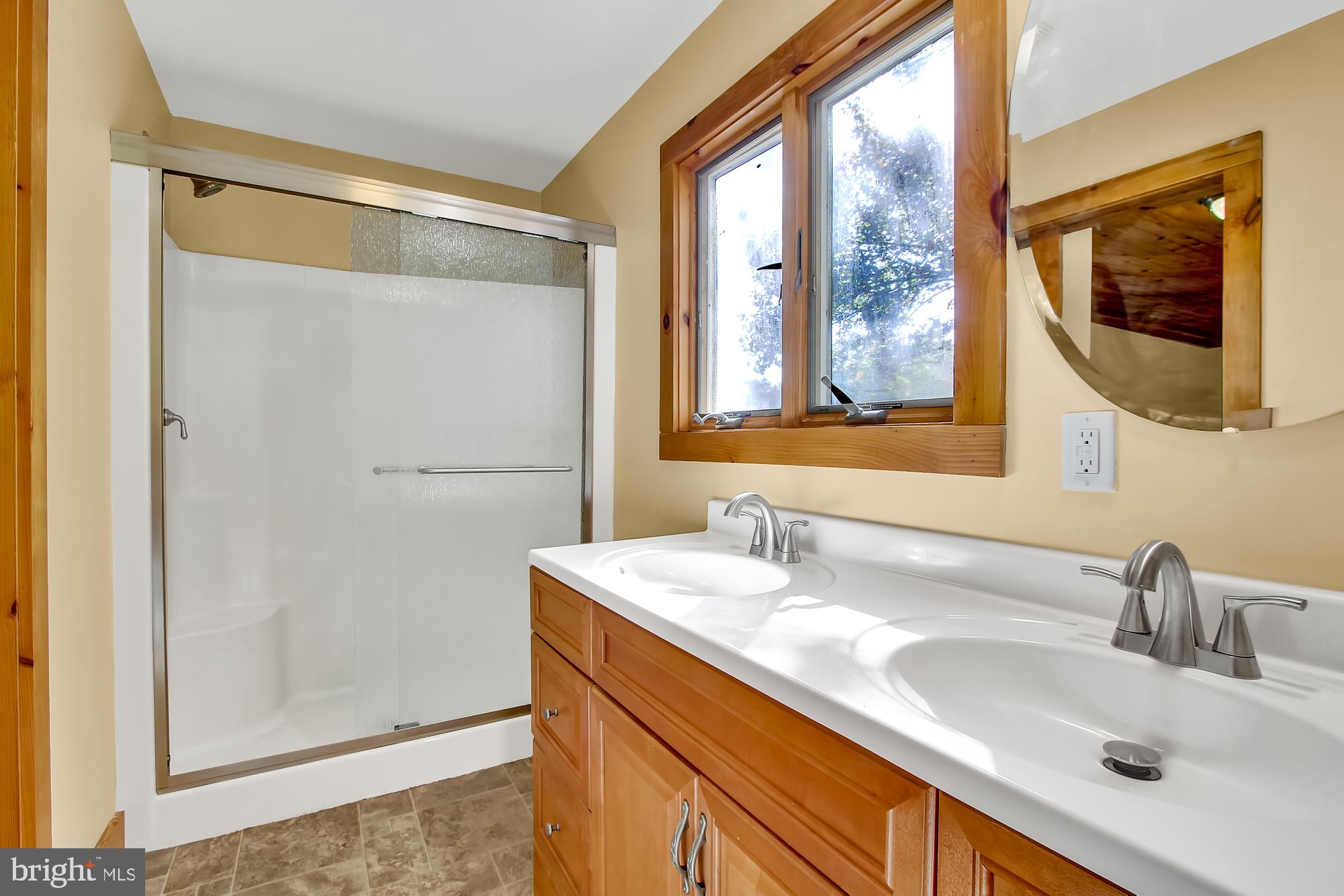 1004 Cooper Road Delta, PA 17314 - Photo 18 of 36 Gallery Image 18