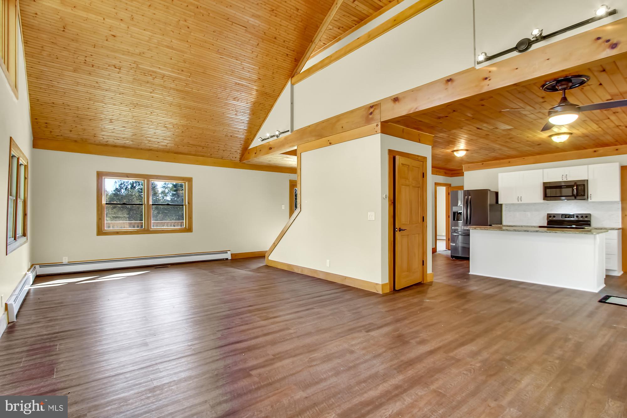 1004 Cooper Road Delta, PA 17314 - Photo 4 of 36 Gallery Image 4