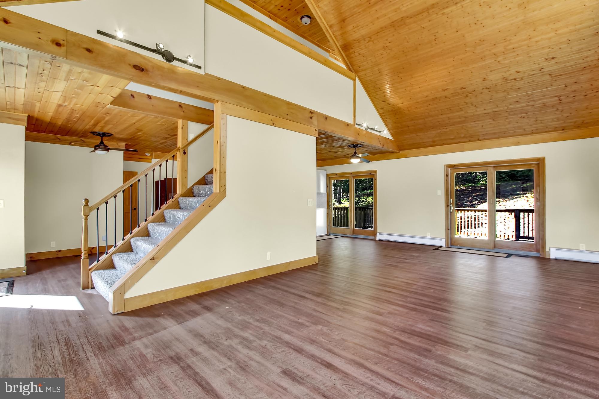 1004 Cooper Road Delta, PA 17314 - Photo 5 of 36 Gallery Image 5