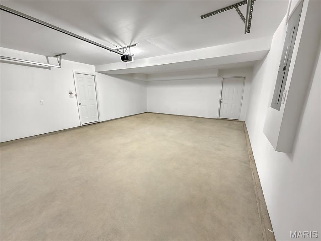 7633 Genesta Street St. Louis, MO 63123 - Photo 21 of 26