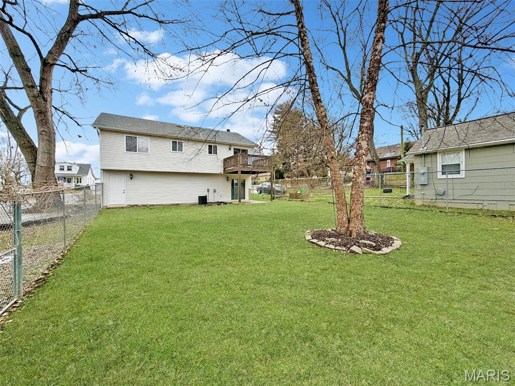 7633 Genesta Street St. Louis, MO 63123 - Photo 25 of 26