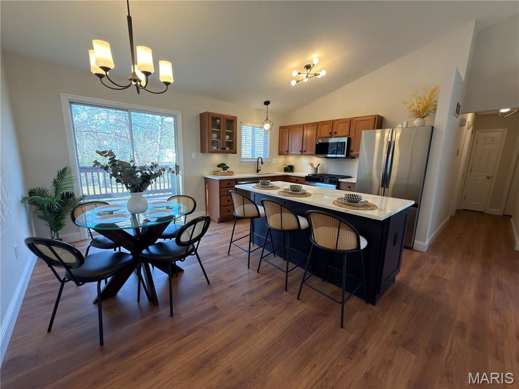 7633 Genesta Street St. Louis, MO 63123 - Photo 5 of 26