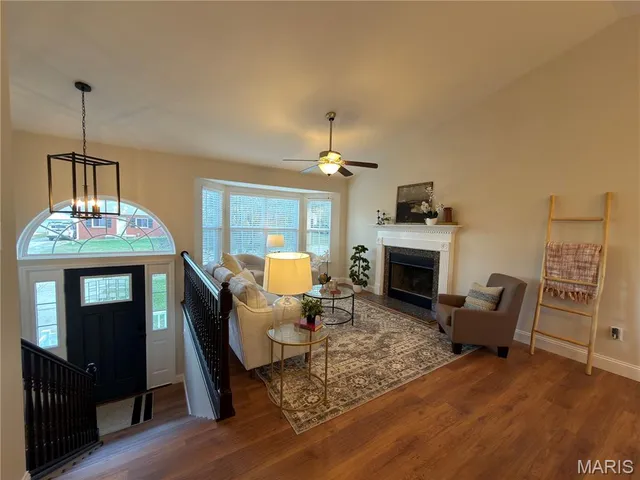 $349,900 | 7633 Genesta Street, St. Louis, MO 63123