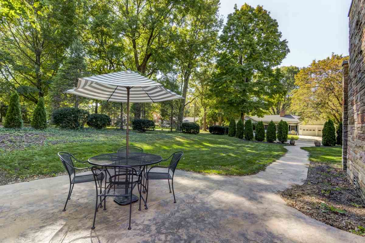 1660 West Laurel Street Springfield, IL 62704 - Photo 35 of 36 Gallery Image 35