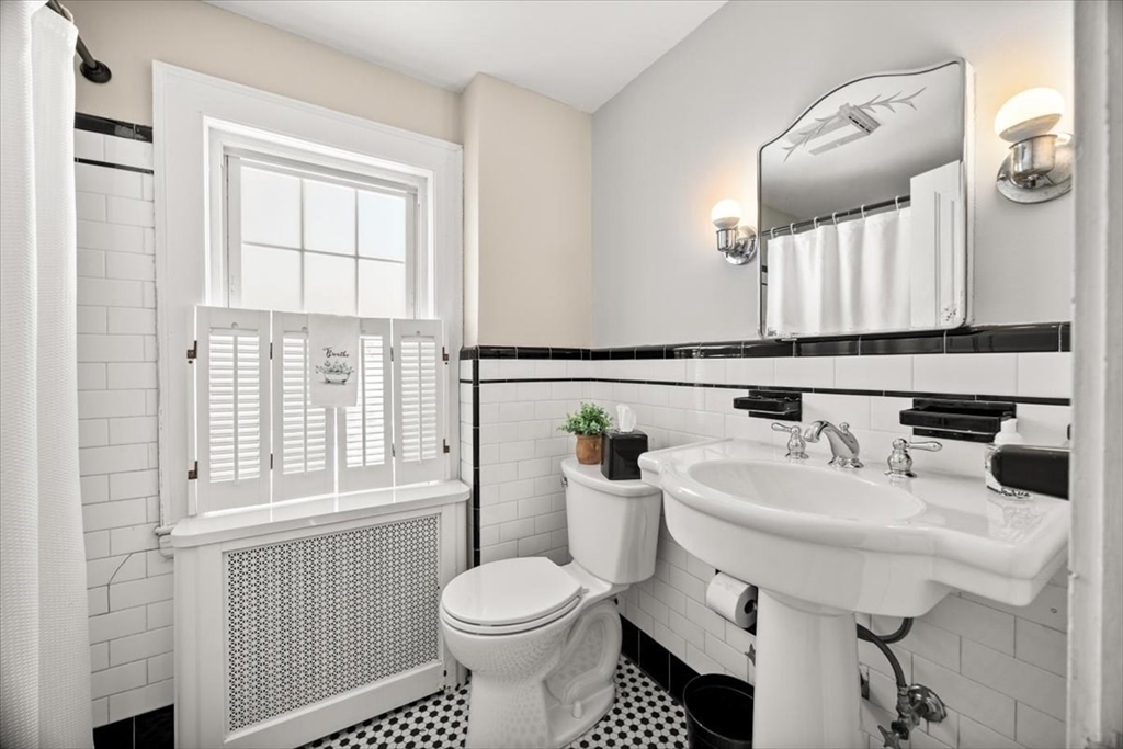 32 Russett Road Boston, MA 02132 - Photo 28 of 39 Gallery Image 28
