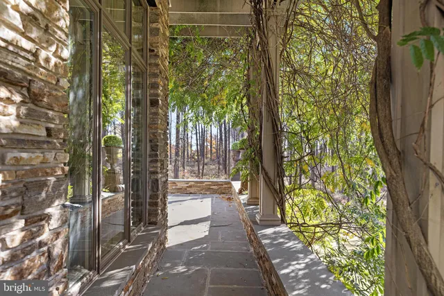 $5,249,000 | 3080 Paper Mill Road, Bryn Athyn, PA 19009