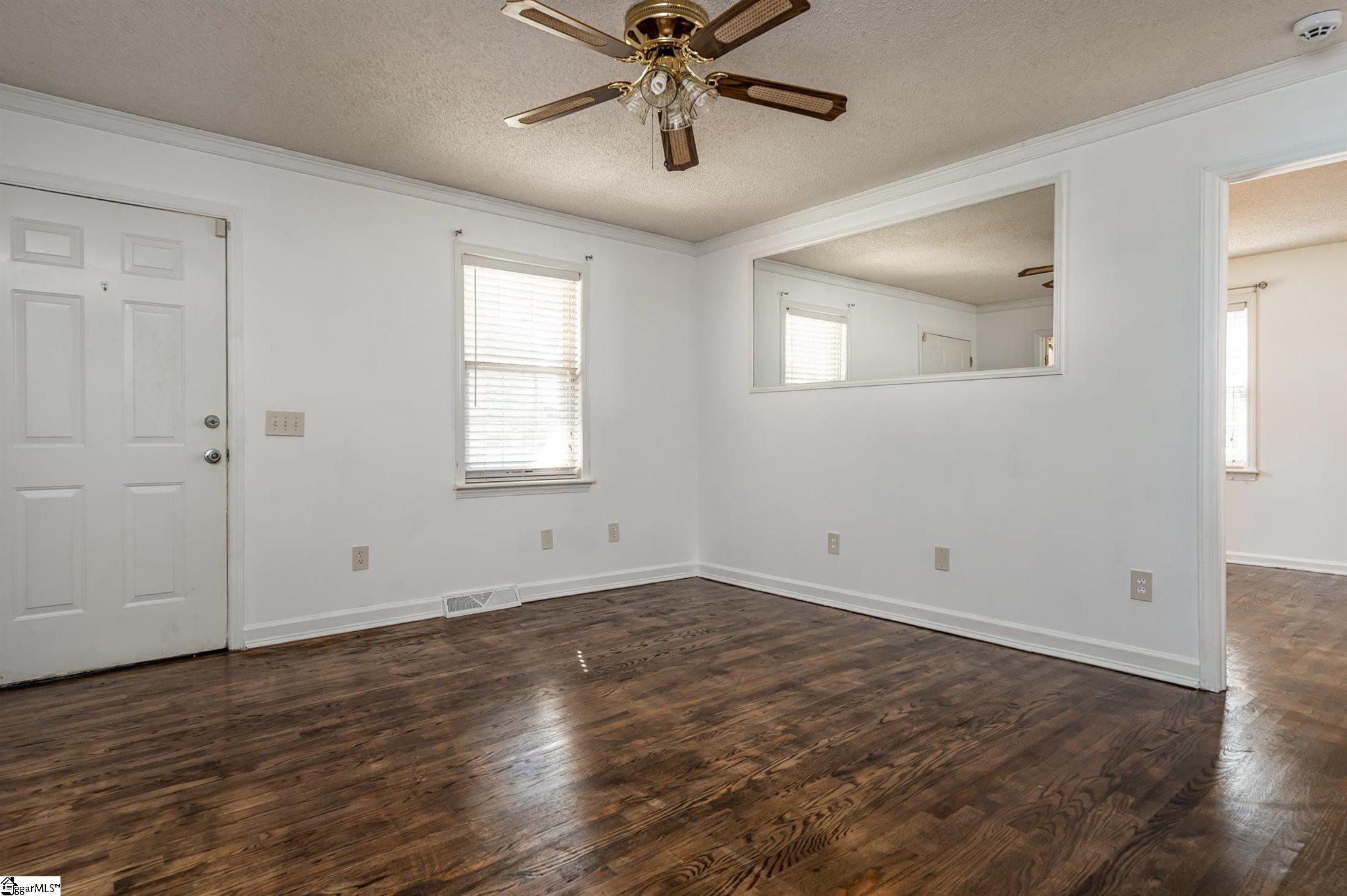 419 Fairview Road Laurens, SC 29360 - Photo 13 of 25 Gallery Image 13