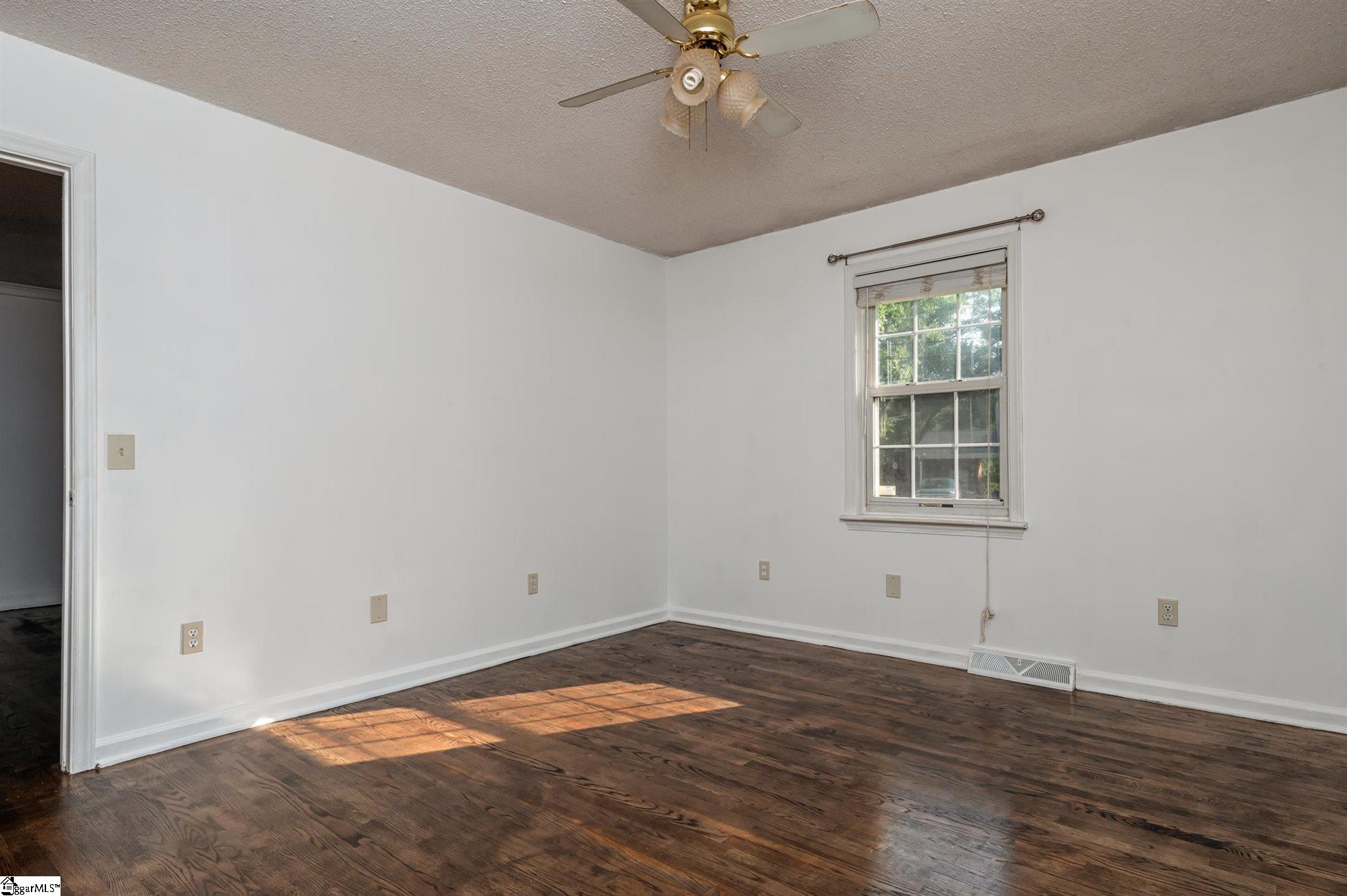 419 Fairview Road Laurens, SC 29360 - Photo 17 of 25 Gallery Image 17
