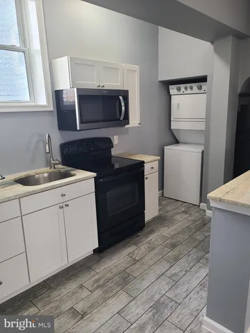 $1,300 | 918 North Clayton Street, Unit 1, Wilmington, DE 19805