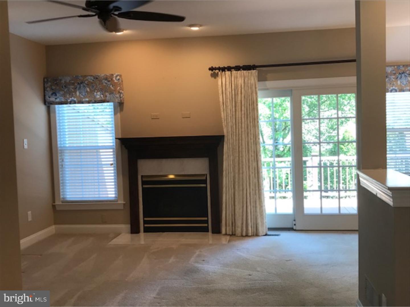 145 Ridgeview Circle Berwyn, PA 19312 - Photo 11 of 21 Living Room