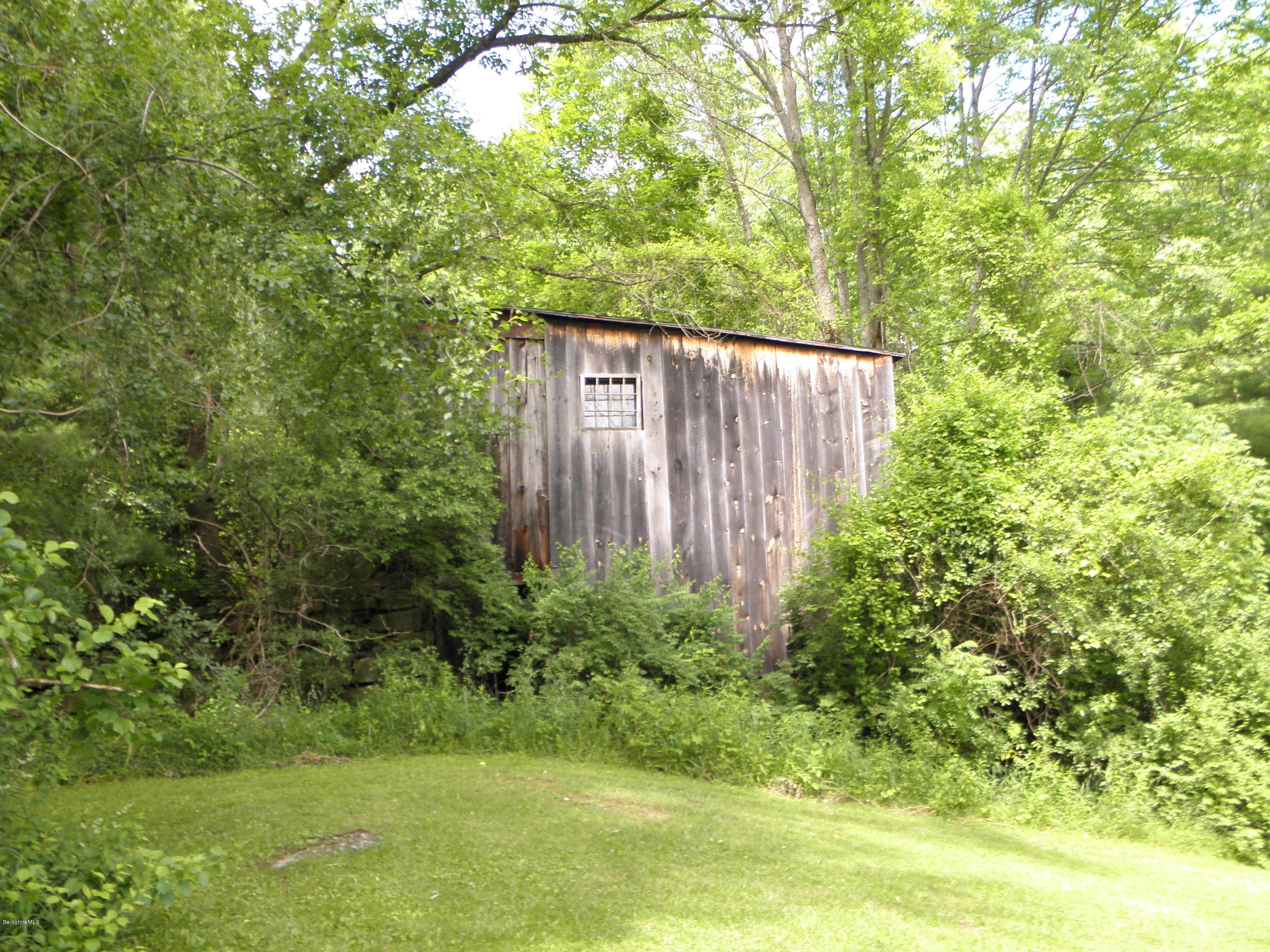 3 Clark Road Stockbridge, MA 01262 - Photo 12 of 15 barn2