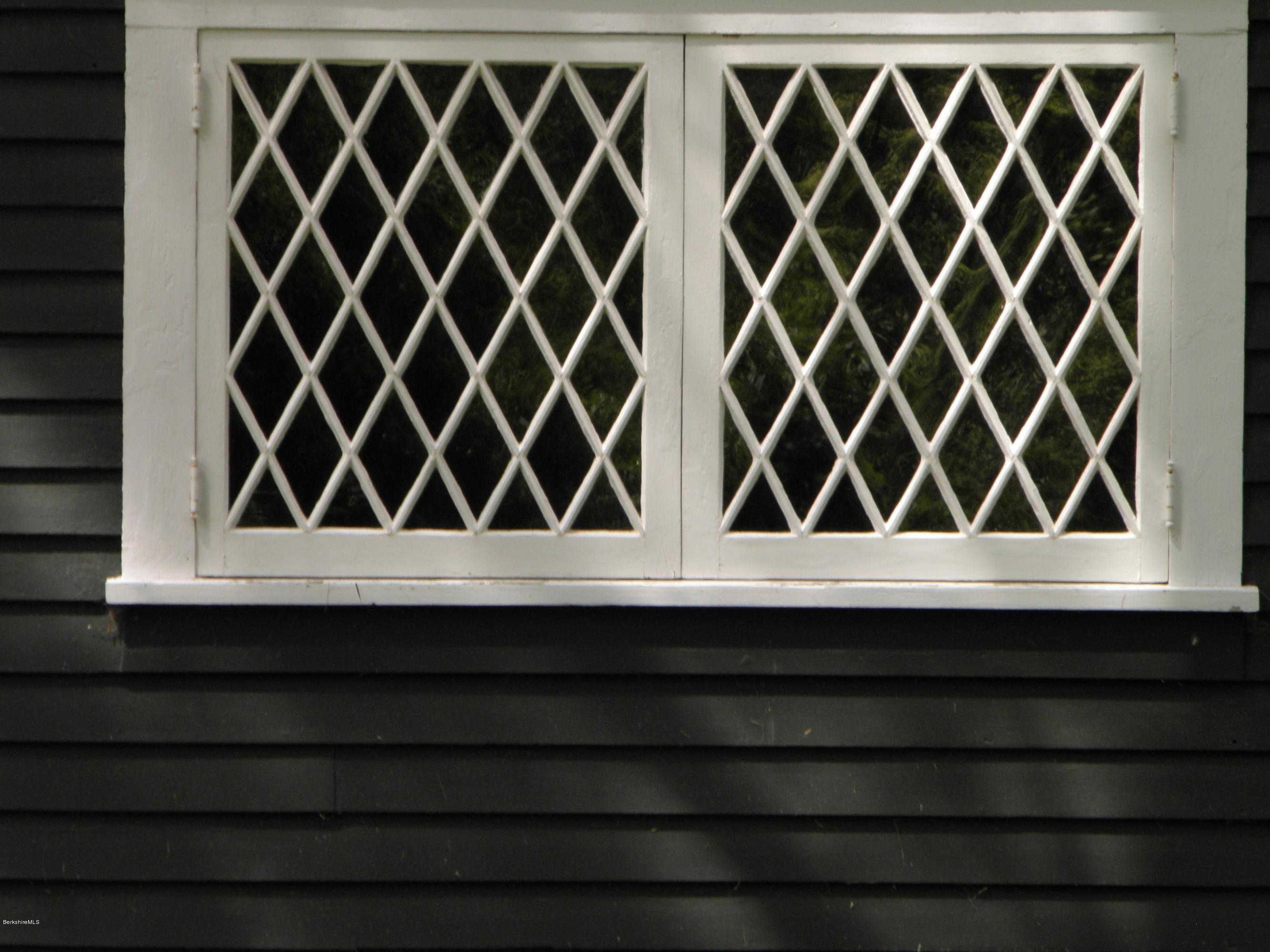 3 Clark Road Stockbridge, MA 01262 - Photo 5 of 15 windows
